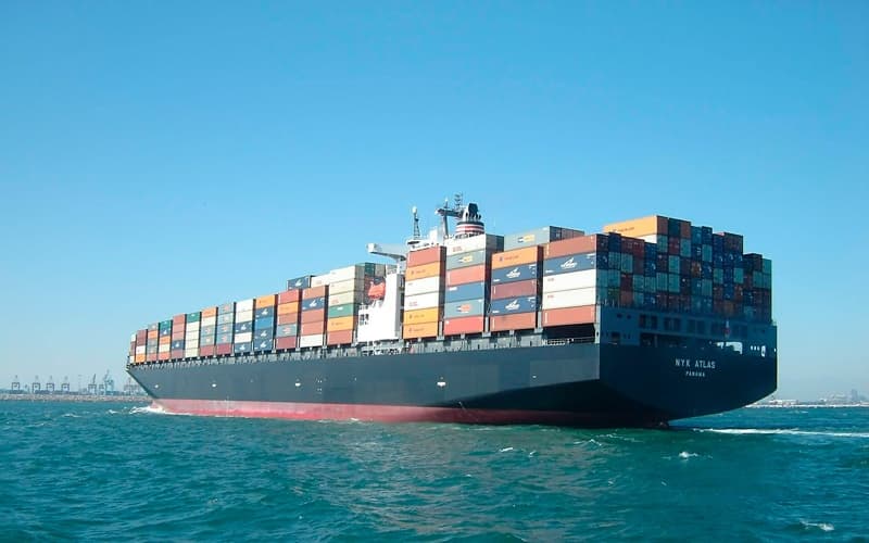 Containerschiff für den internationalen Kaffeeexport